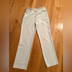 Lululemon Athletica women’s beige/light pants, super soft, size 6